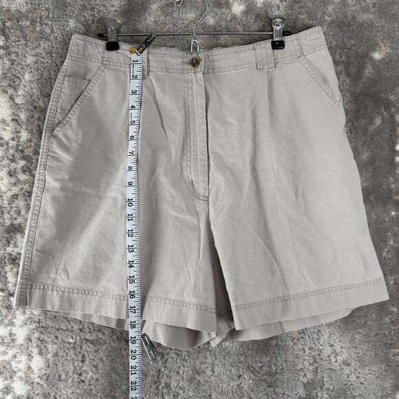 LL Bean Plus Size 18 Flat Front Casual Chino Shorts Gray Button Zip Pocket - Picture 2 of 10